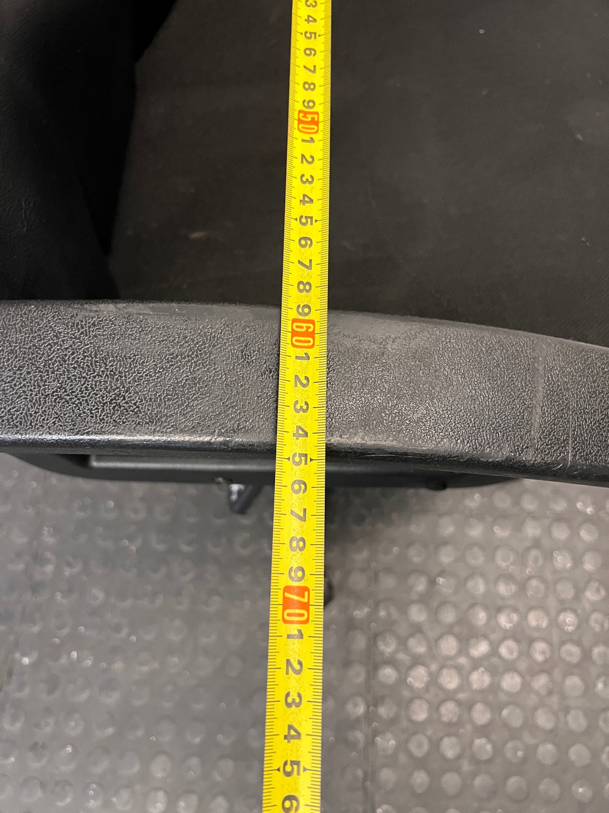 High-Back Black Swivel Office Chair — Broken Wheels on Chair Base – width measurement