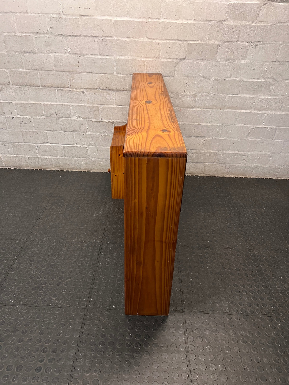 Knotty Pine Single Headboard with Integrated Pedestal – condition detail