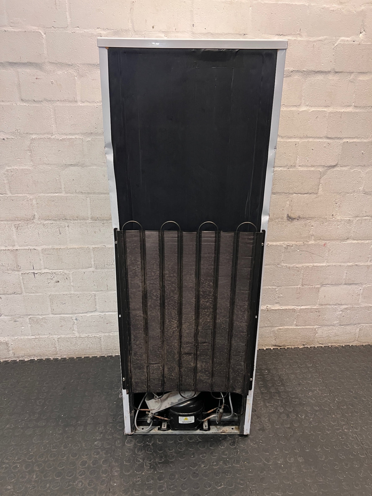 KIC White Top-Mount Fridge Freezer — Missing Compressor Power Cable and Drawers – top view