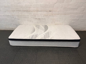 Dynamic Orthopaedic Premium Single Mattress — Very Good Condition – back view