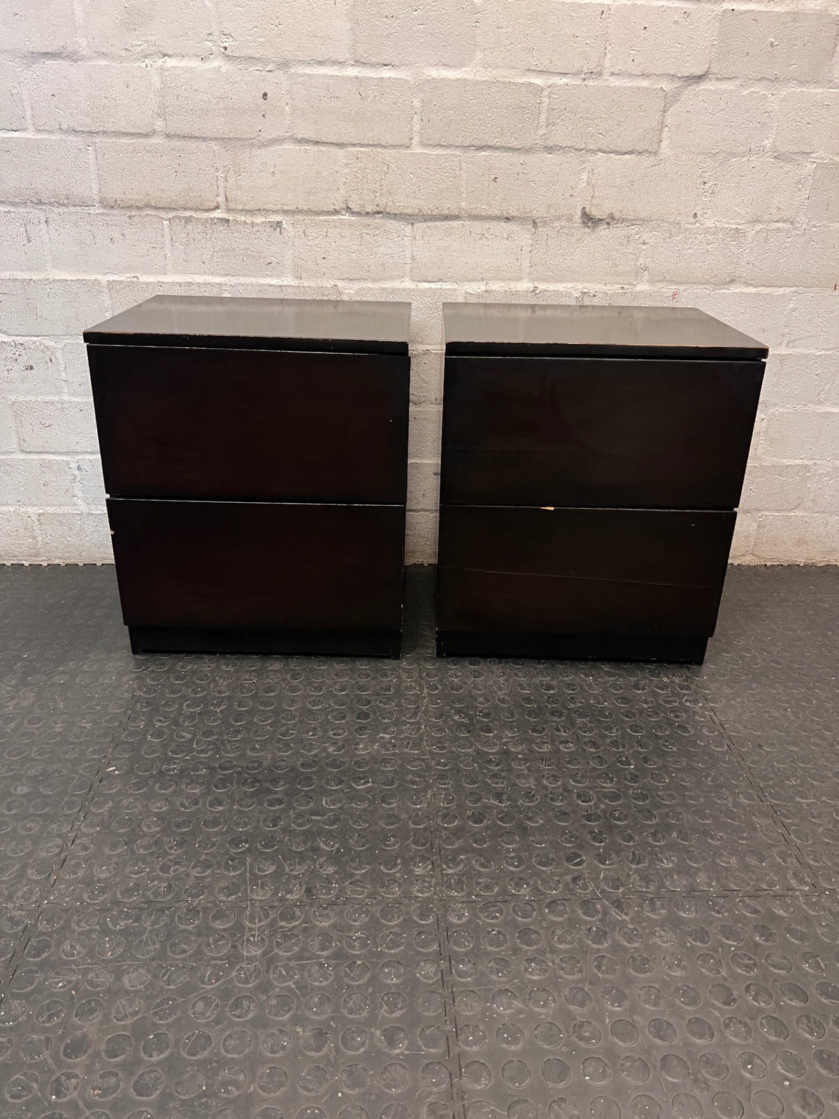 Dark Wood Side Table with Two Drawers — Scratches on Edges – condition detail