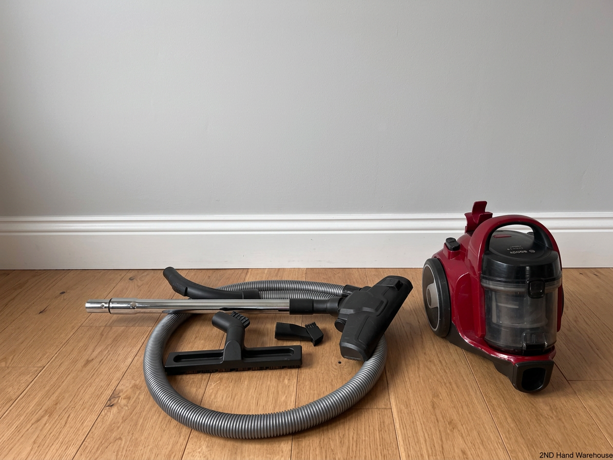 Bosch Seria 2 Red Bagless Canister Vacuum Cleaner — Weak Suction and Low Pressure – styled product image