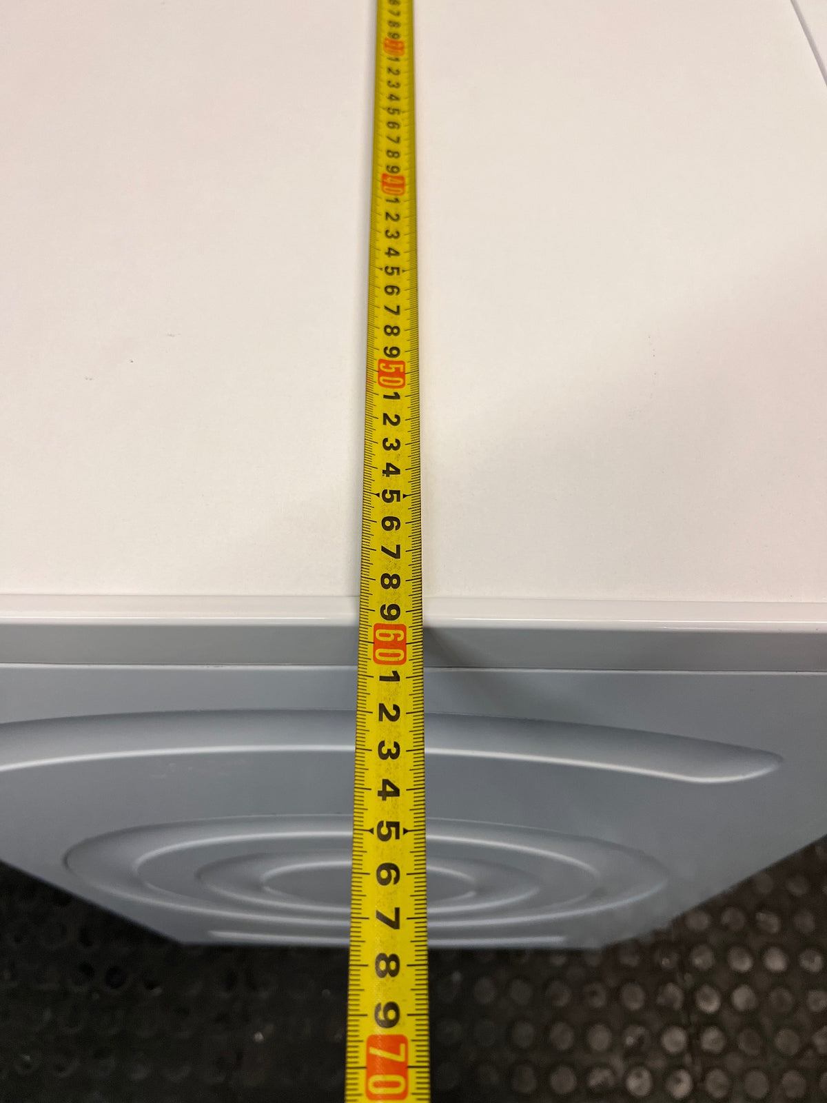 Bosch Maxx VarioPerfect Front Loader Washing Machine — Good Working Order – width measurement