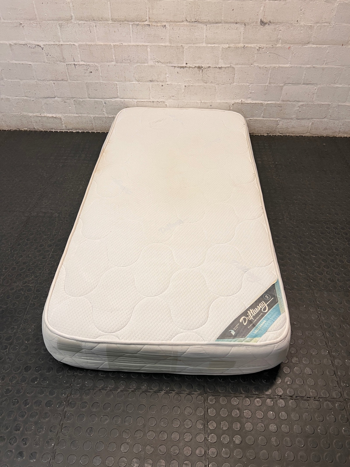 Dunlopillo Driftaway Single Mattress — Used Condition – main front view