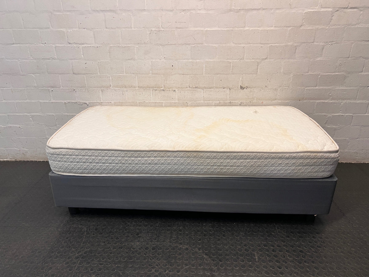 Dunlopillo Single Base Set — Used Condition – condition detail