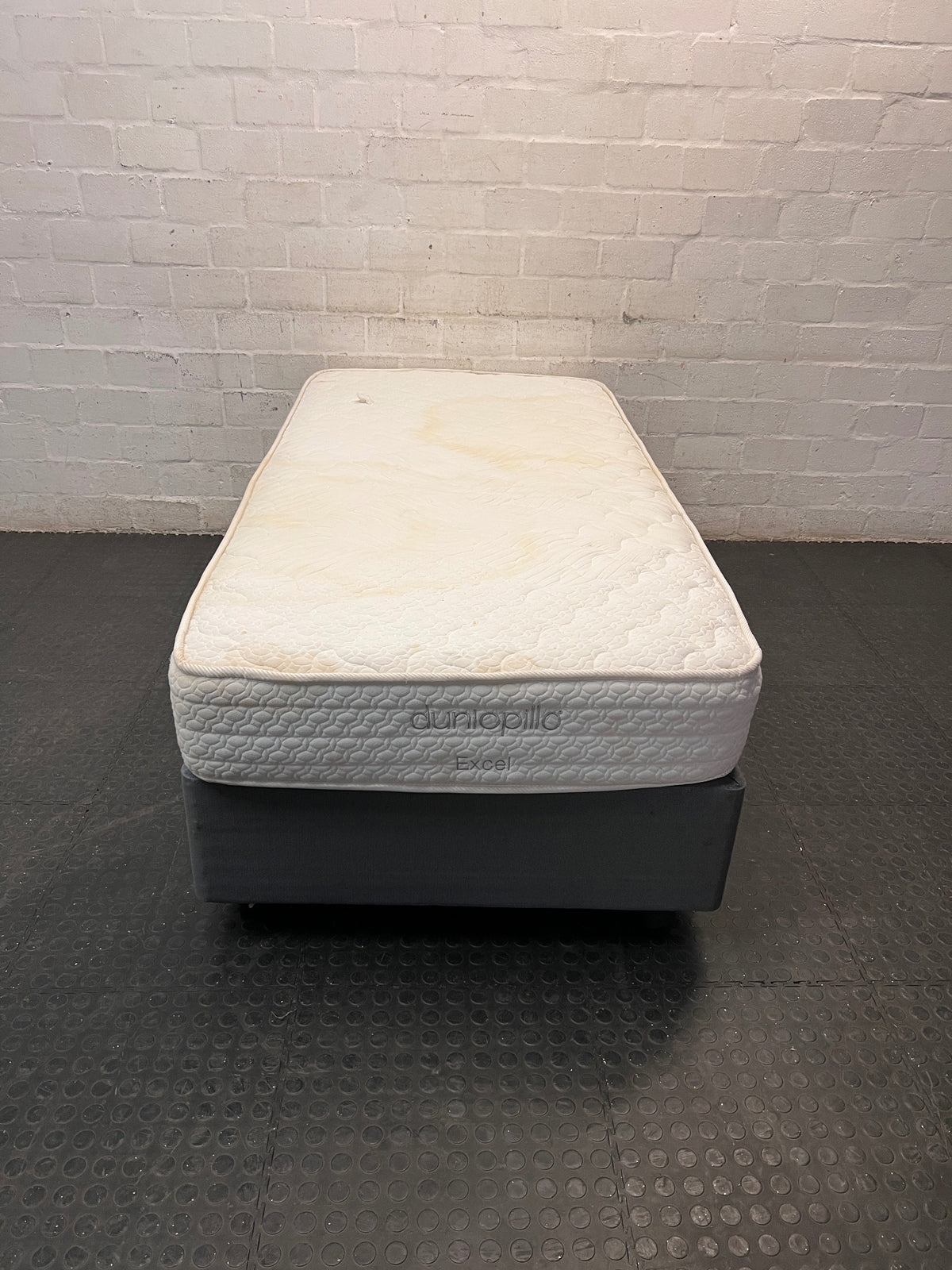Dunlopillo Single Base Set — Used Condition – main front view