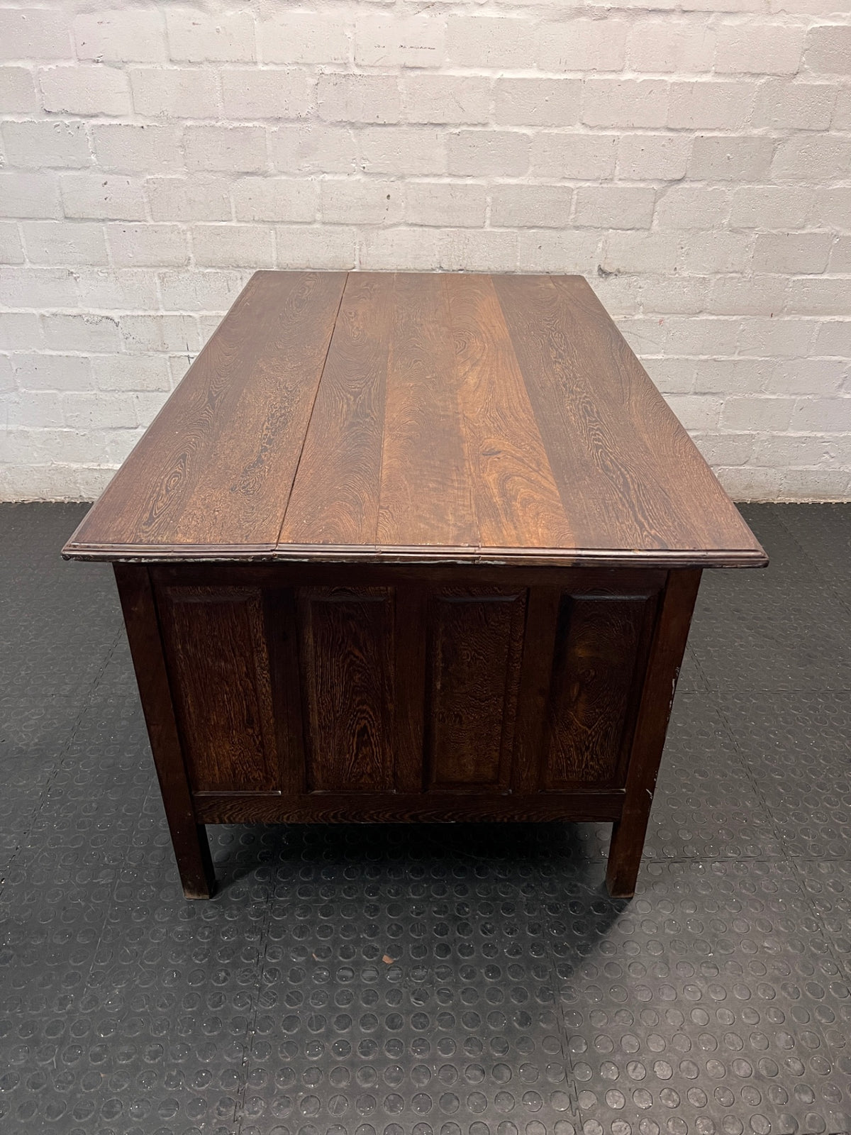 Classic Pedestal Wooden Office Desk with Cup Handles — Loose Top Surface and Age-Related Wear – condition detail