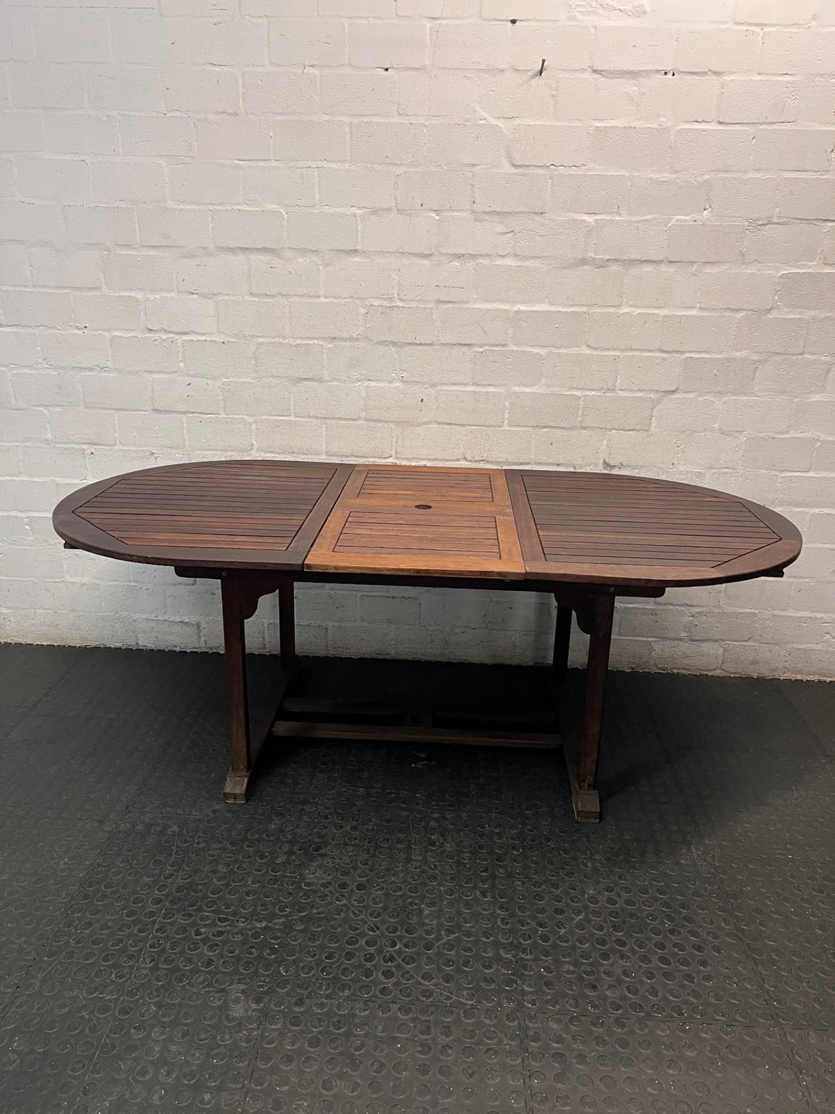 Oval Trestle-Style Wooden Outdoor Dining Table — Aged Wood with Worn Surface Finish – condition detail