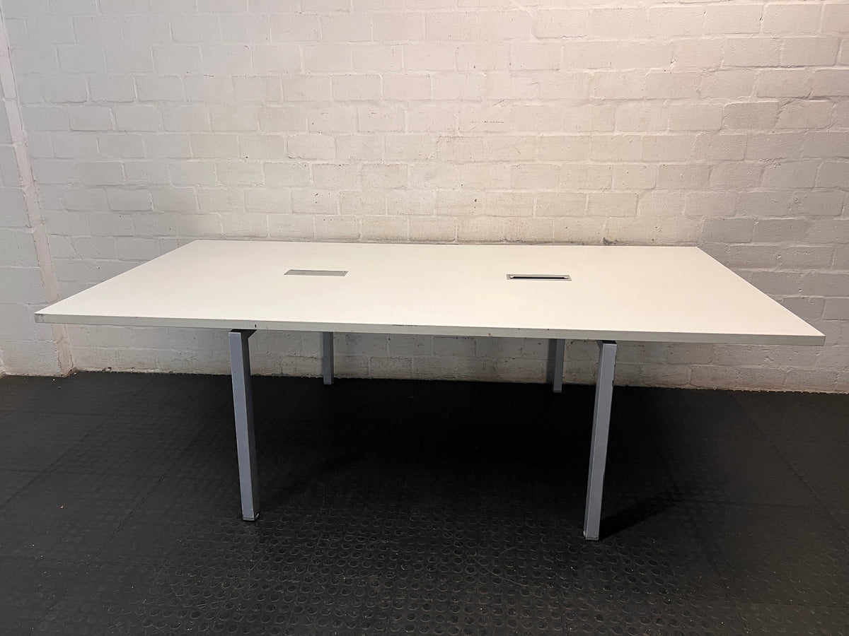 Large White Office Desk with Metal Legs — Fair Condition with Signs of Age – condition detail