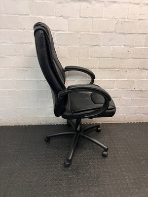 Black High-Back Faux Wood Executive Office Chair – condition detail