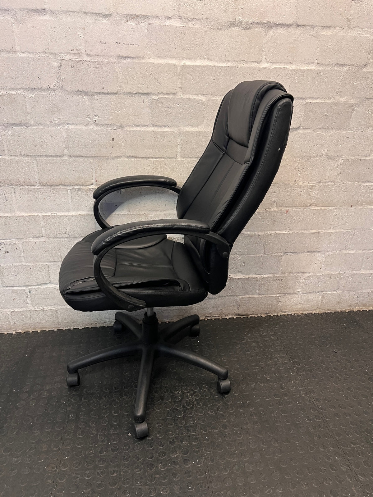 Black High-Back Executive Office Chair — Good Working Order – side view