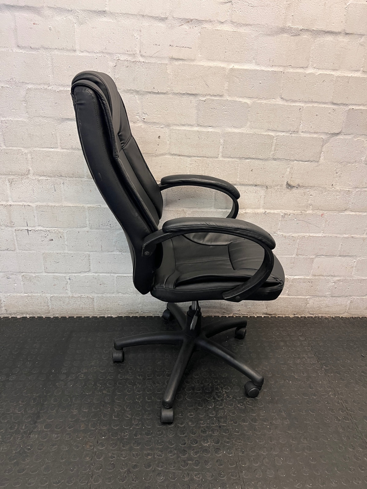 Black High-Back Executive Office Chair — Good Working Order – top view