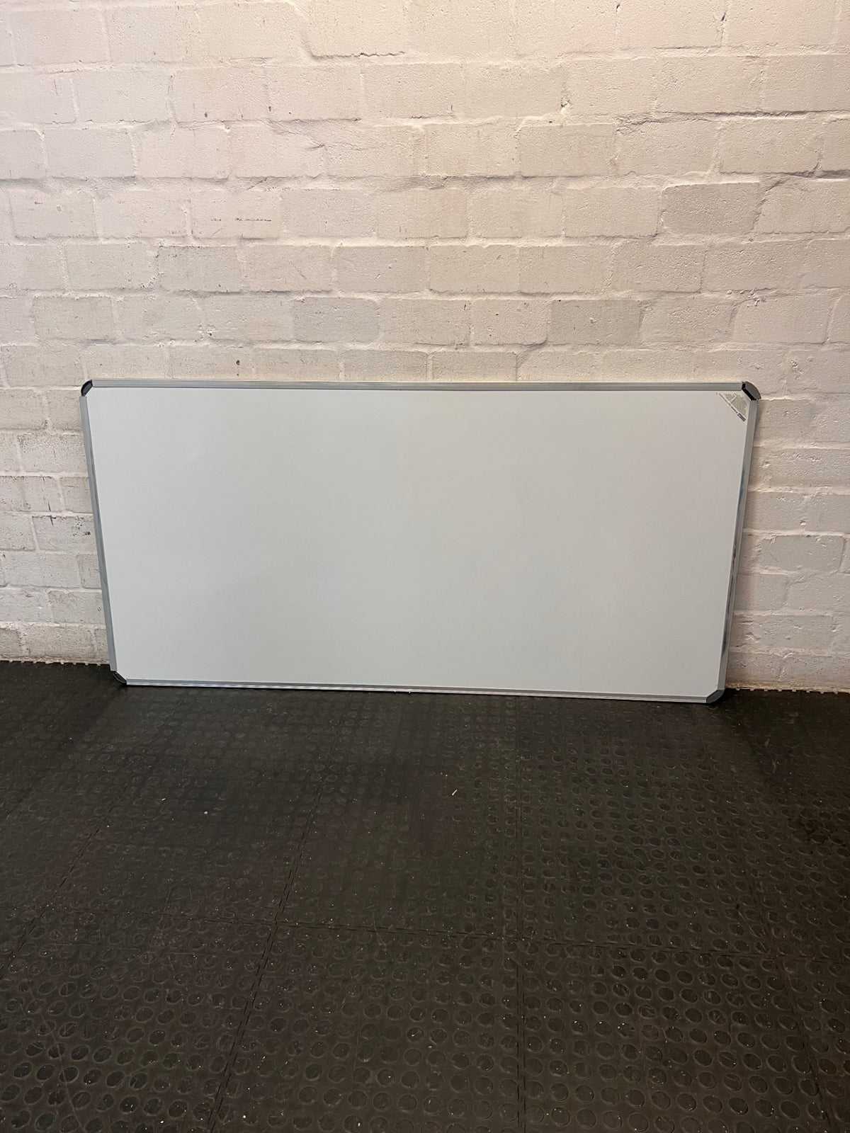 Large Aluminium Framed Whiteboard – main front view
