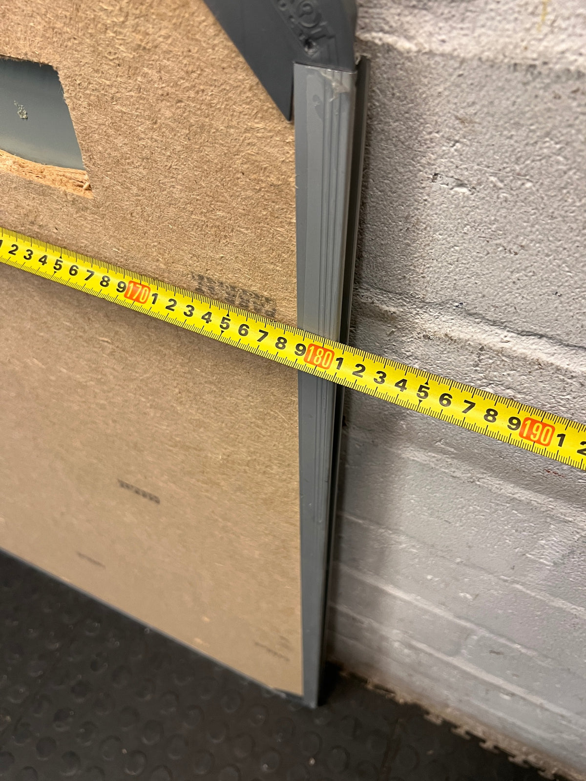 Large Aluminium Framed Whiteboard – width measurement