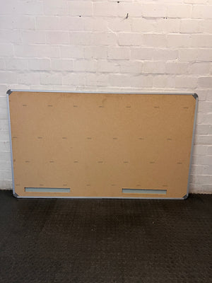 Large Aluminium Frame Wall-Mounted Whiteboard — Good Working Order – condition detail