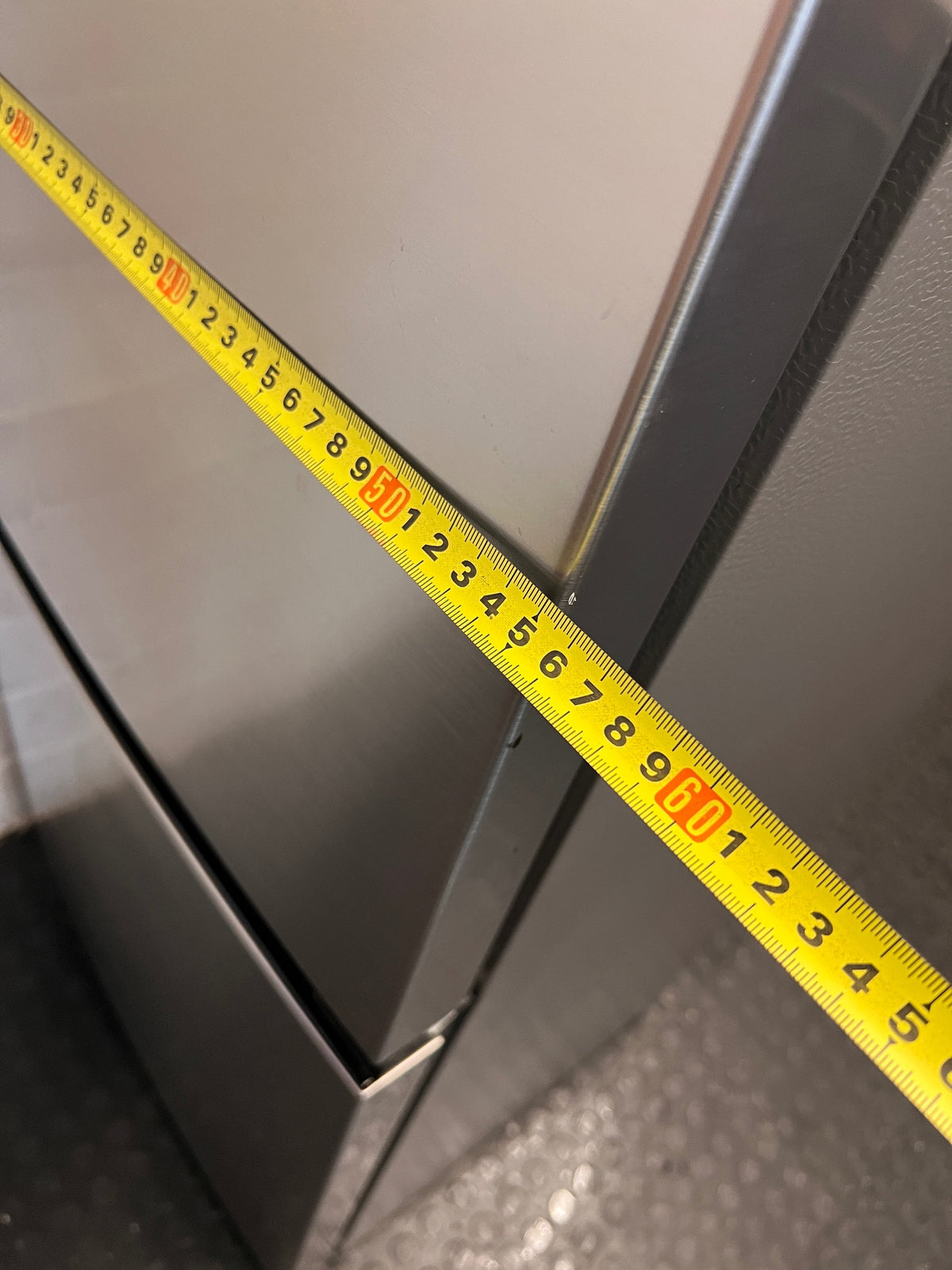 Bosch Slimline Silver Fridge Freezer — Working Well with Cosmetic Dings – depth measurement