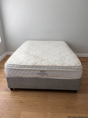 Padley Pocket Plush Queen Extra Length Base Set — Fair Used Condition with Visible Surface Wear – styled product image