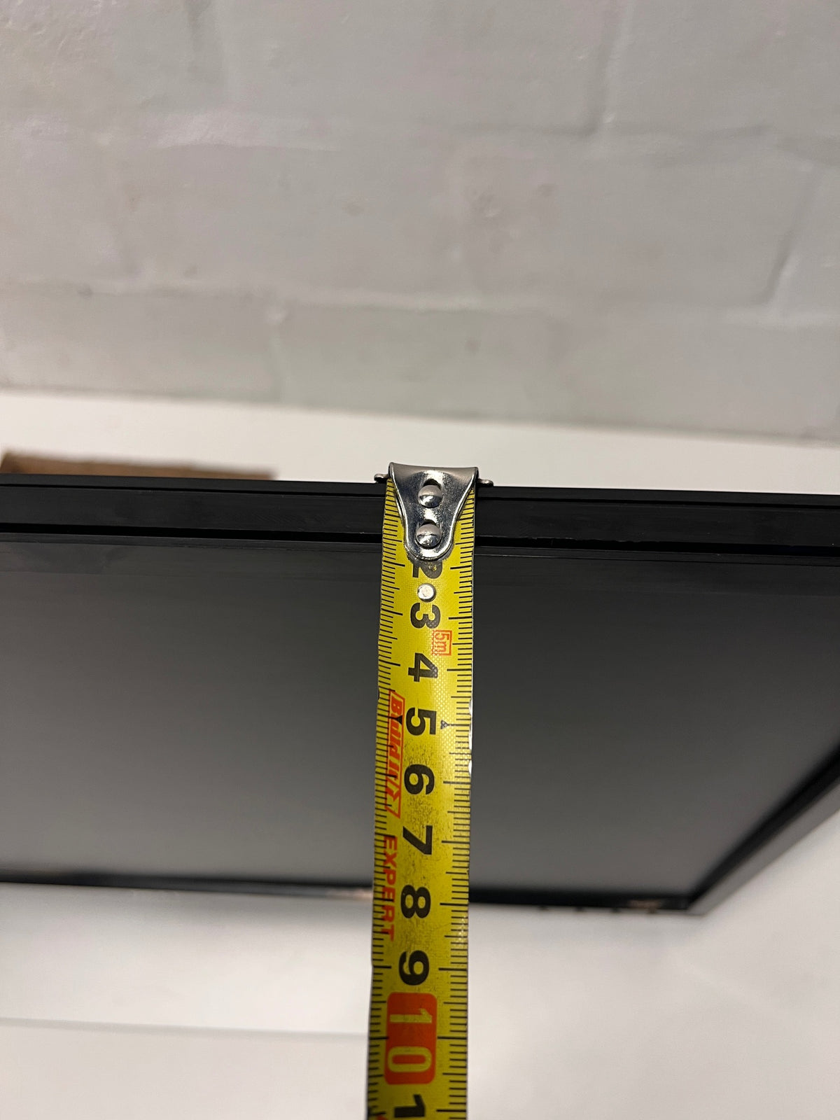 Dell Computer Monitor with Silver Base — Good Working Order – depth measurement