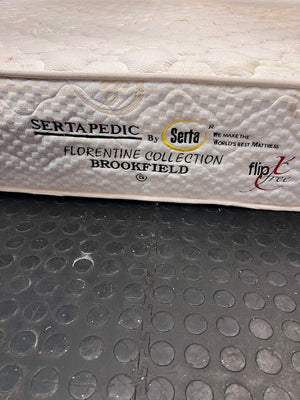 King Serta Sertapedic Brookfield Mattress — Marks and Surface Discolouration – condition detail