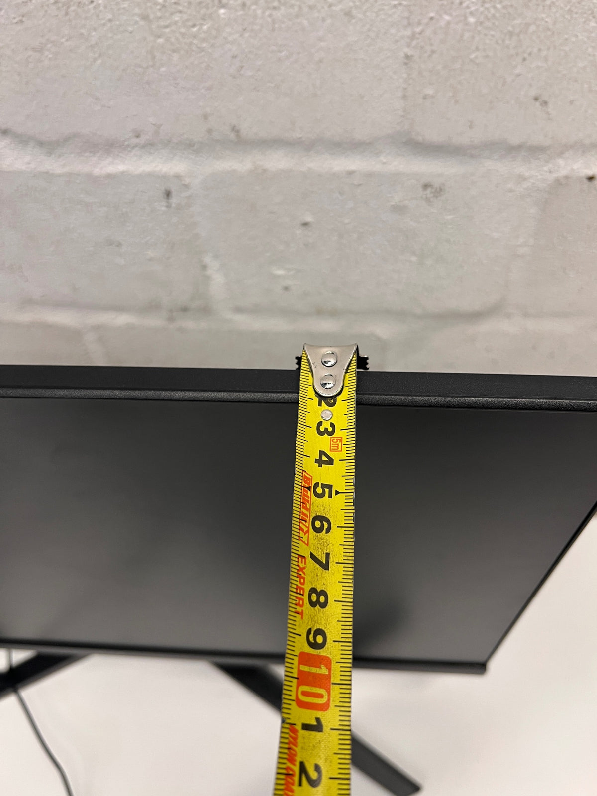 Acer ET241Y 23.8-inch 100Hz Computer Monitor — Good Working Order – depth measurement
