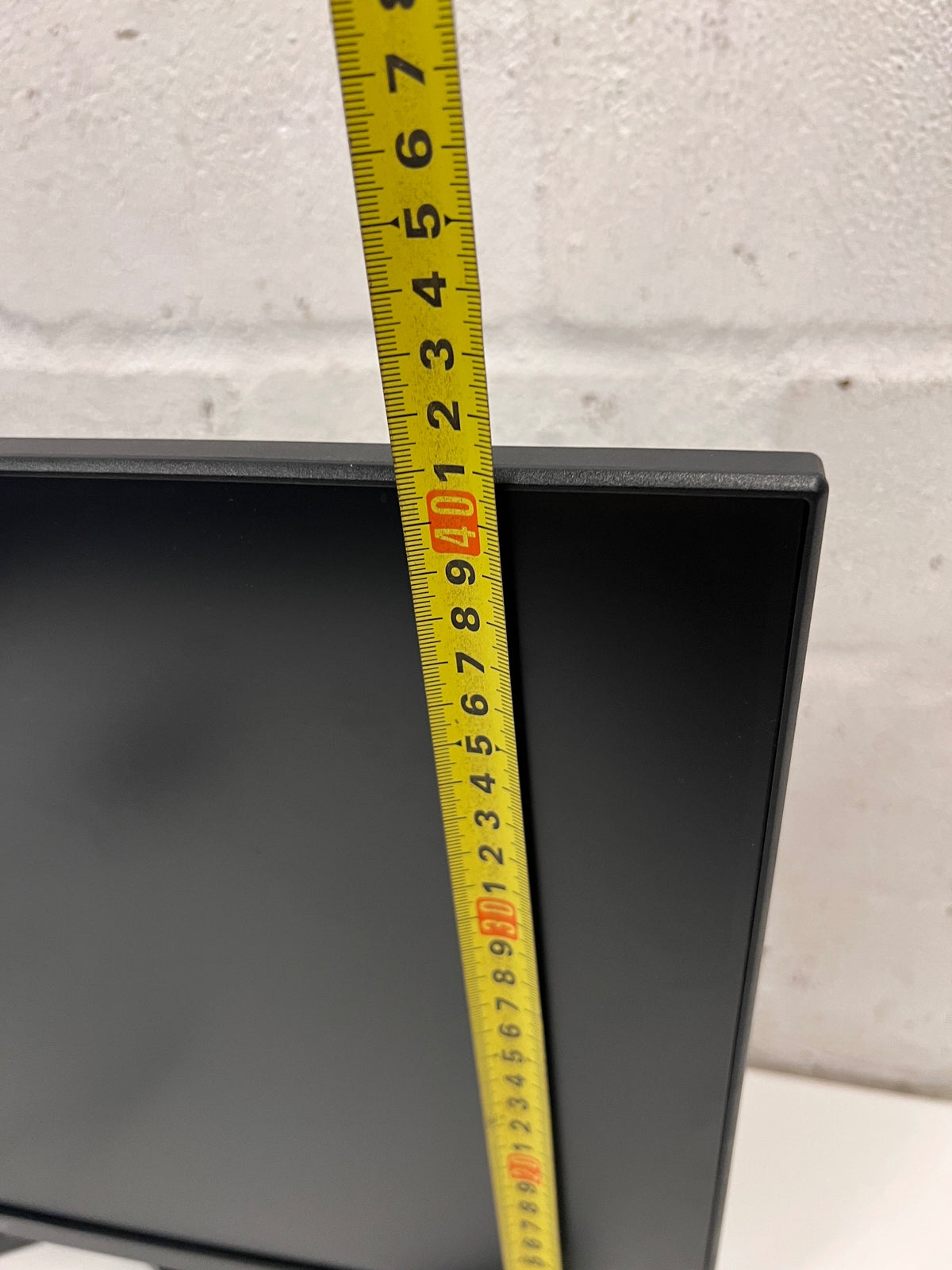 Acer ET241Y 23.8-inch 100Hz Computer Monitor — Good Working Order – height measurement