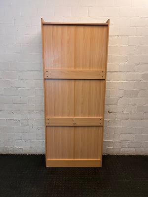 Tall Light Oak-Style 6-Tier Bookshelf – condition detail