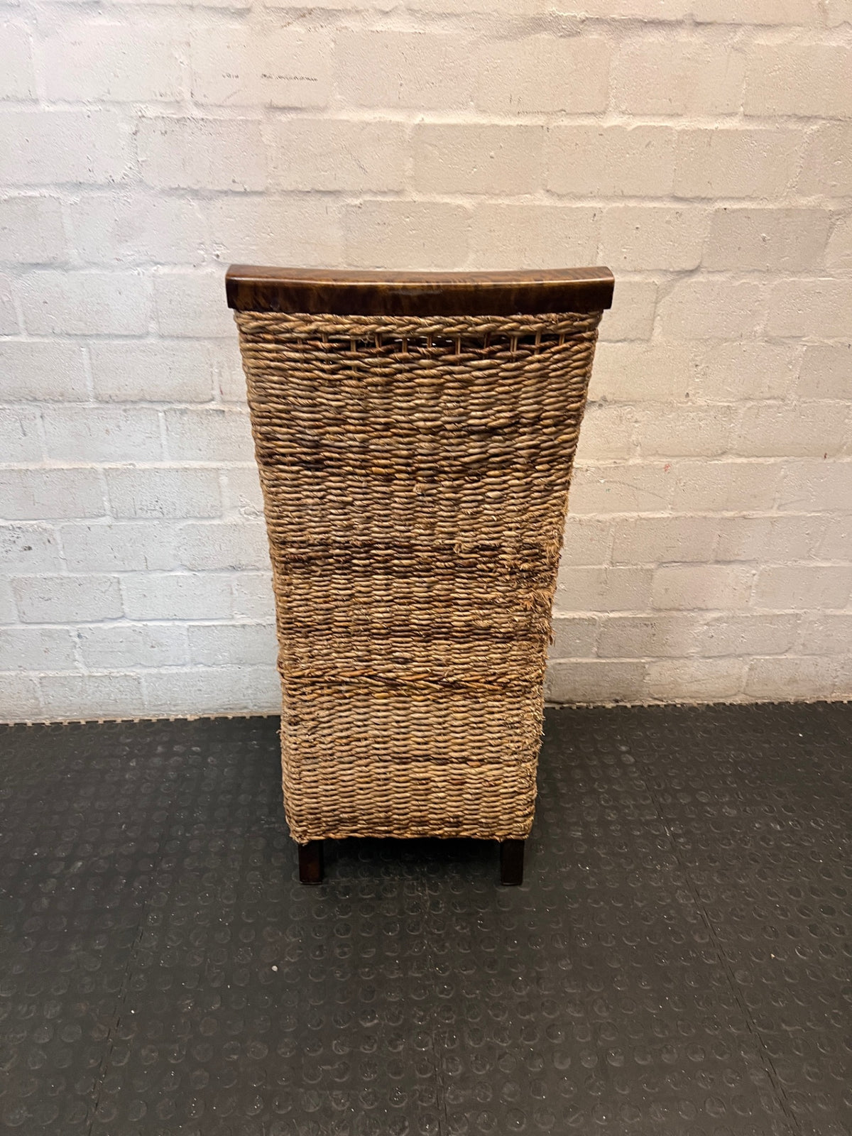 High-Back Woven Natural Fibre Dining Chair – condition detail