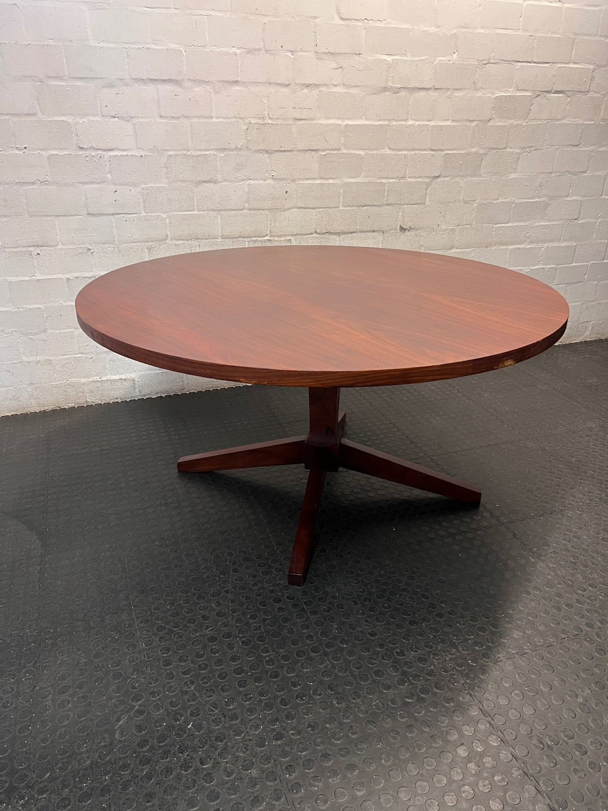 Large Round Wooden Pedestal Dining Table — Small Chip on Table Edge – condition detail