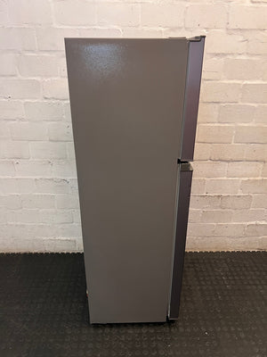 Hisense Silver Top-Mount Fridge-Freezer — Good Working Order – top view