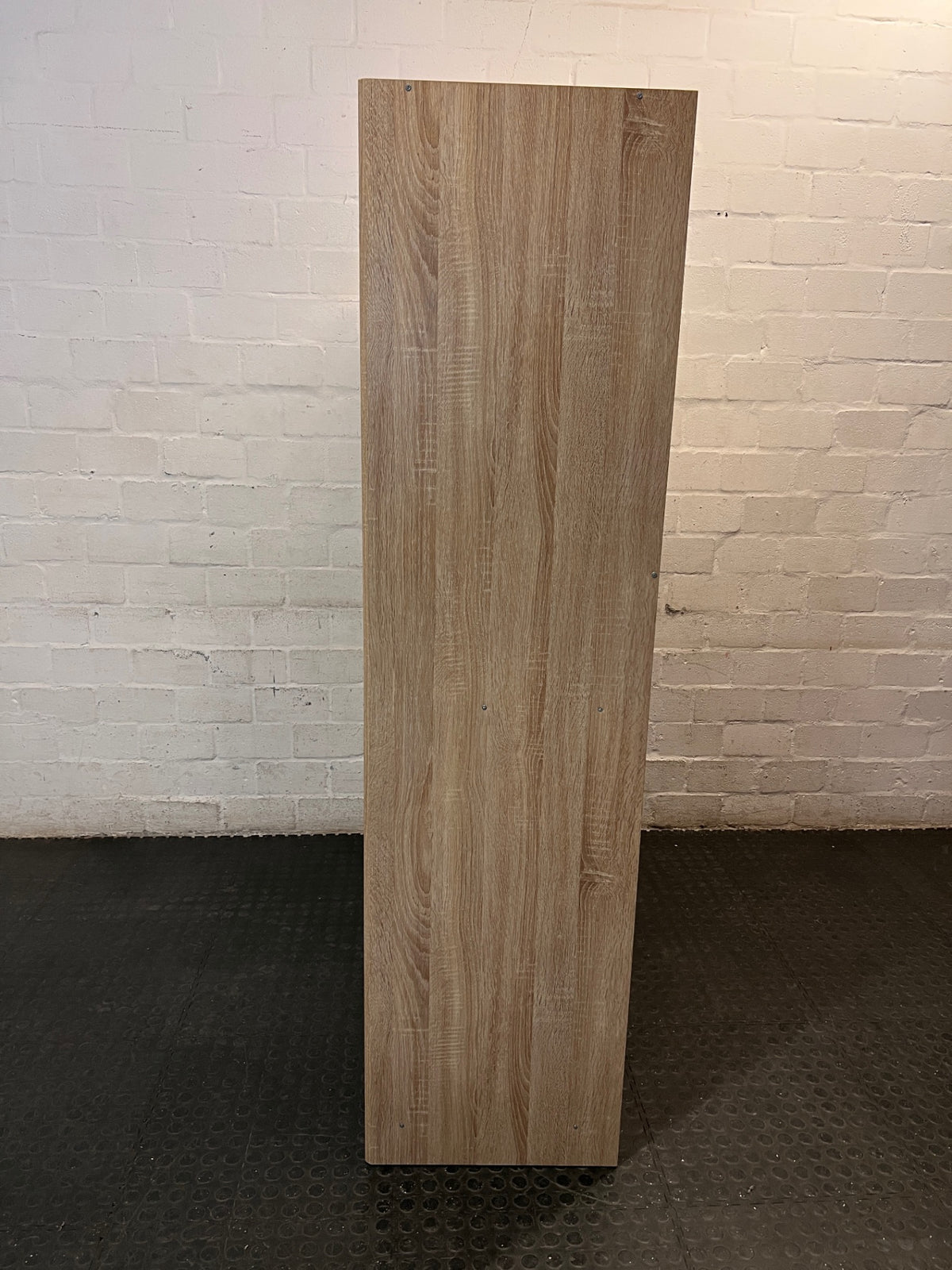 Modern Light Oak Finish Three-Door Wardrobe — Good Condition – condition detail