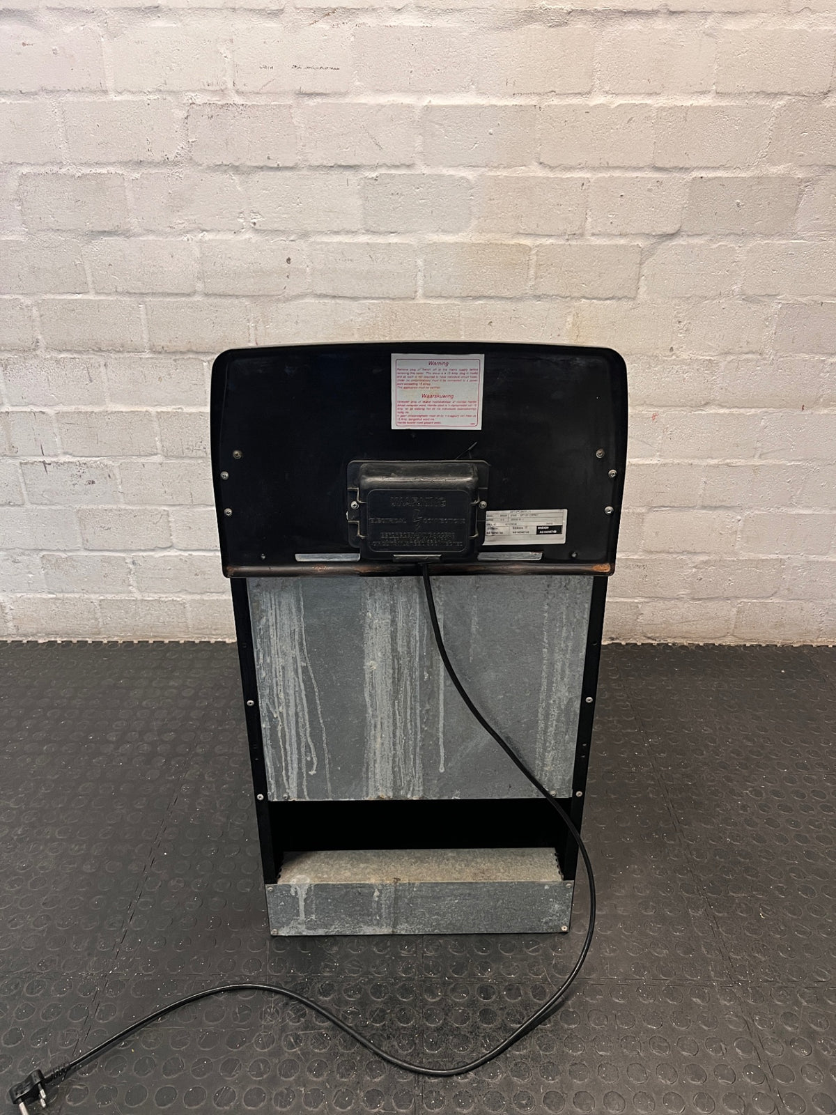 Defy Compact 3 Black Electric Freestanding Stove — Non-Functional Plate and Loose Oven Door – back view