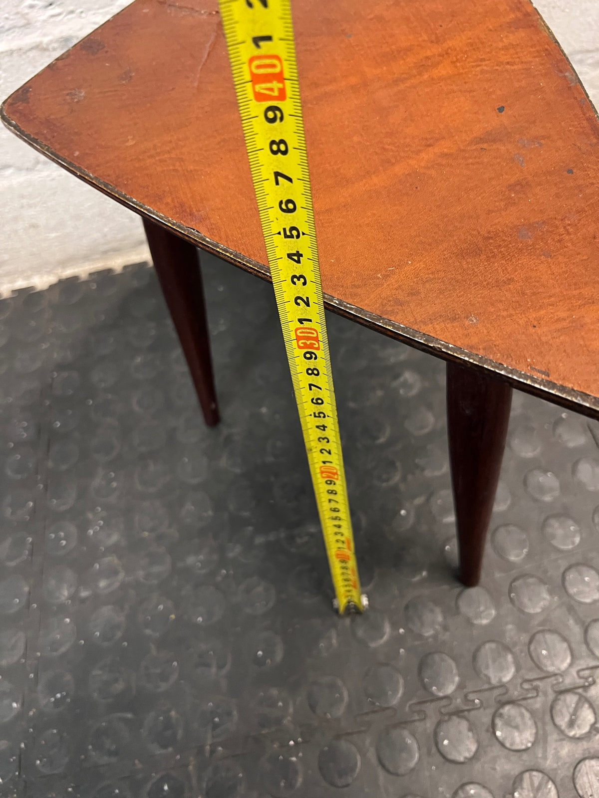 Triangular Wooden Side Table with Tapered Legs – height measurement