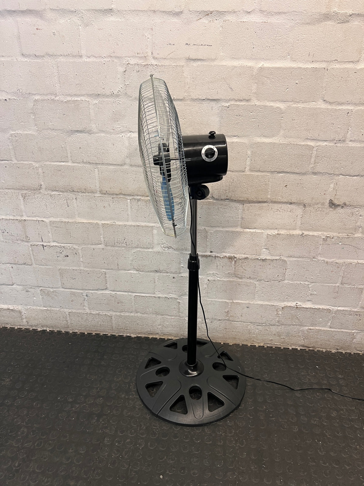 Condere Black and Chrome Standing Fan — Working Well; Fair Condition – side view