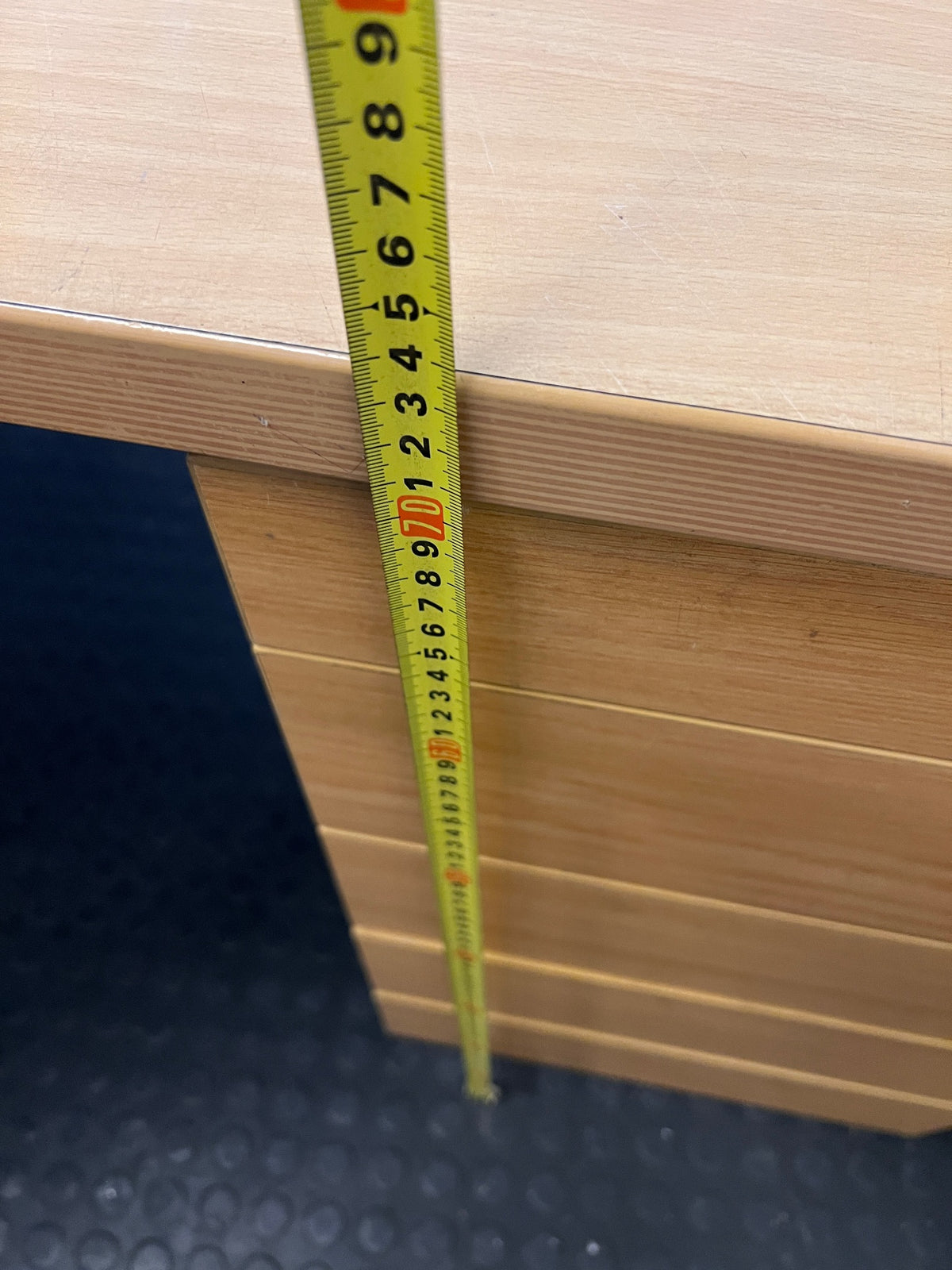 L-Shaped Office Desk in Light Oak Finish – height measurement