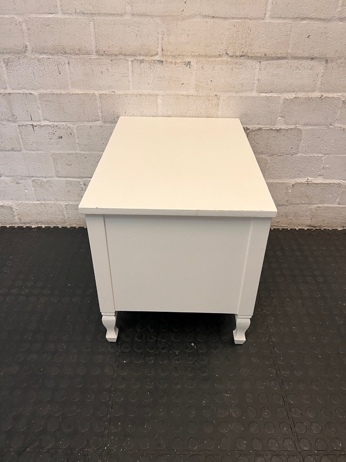 White Side Cabinet with Drawer and Open Shelf — Good Working Order – condition detail
