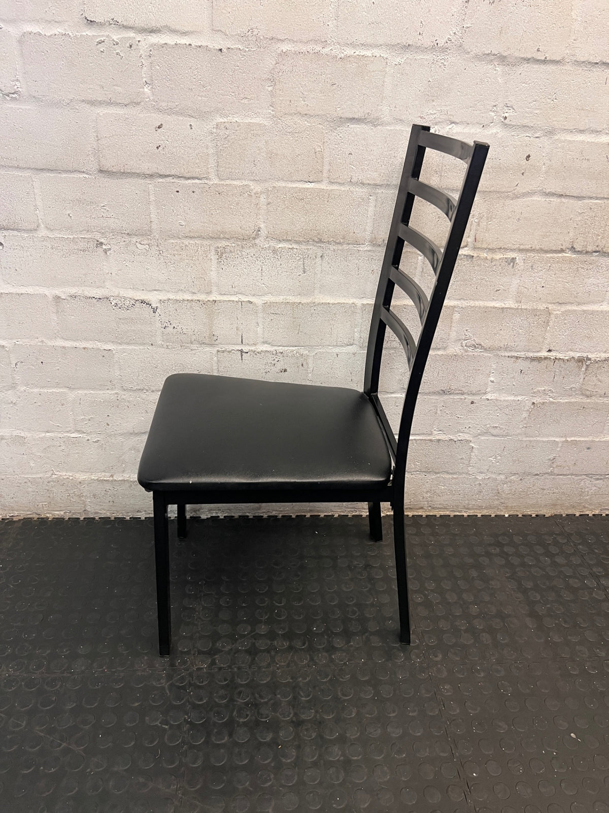 Modern Black Slatted Back Dining Chair – condition detail