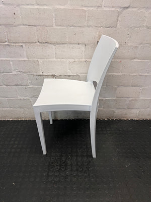Contempary White Moulded Plastic Chair — Good Working Order – side view