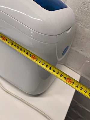 Ottimo White Countertop Ice Maker — Good Working Order – width measurement