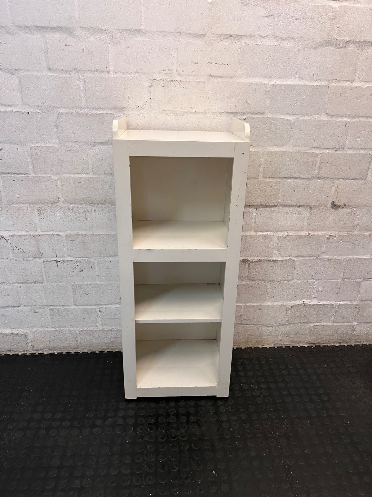 Compact White 3-Tier Bookshelf — Surface Scratches – main front view