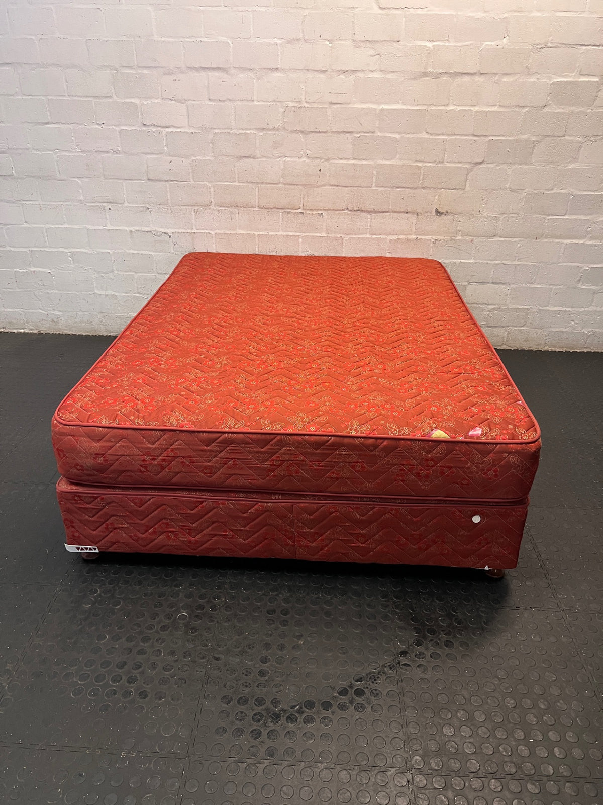 Patterned Red Double Bed Base Set — Good Used Condition – condition detail
