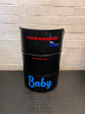 Upcycled Metal Oil Drum Chair – condition detail