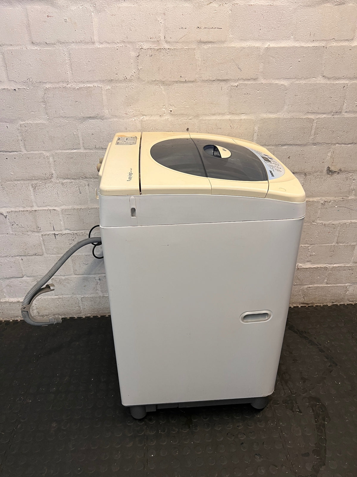 LG TurboDrum Top Loader Washing Machine — Working with Visible Rust and Discolouration – top view