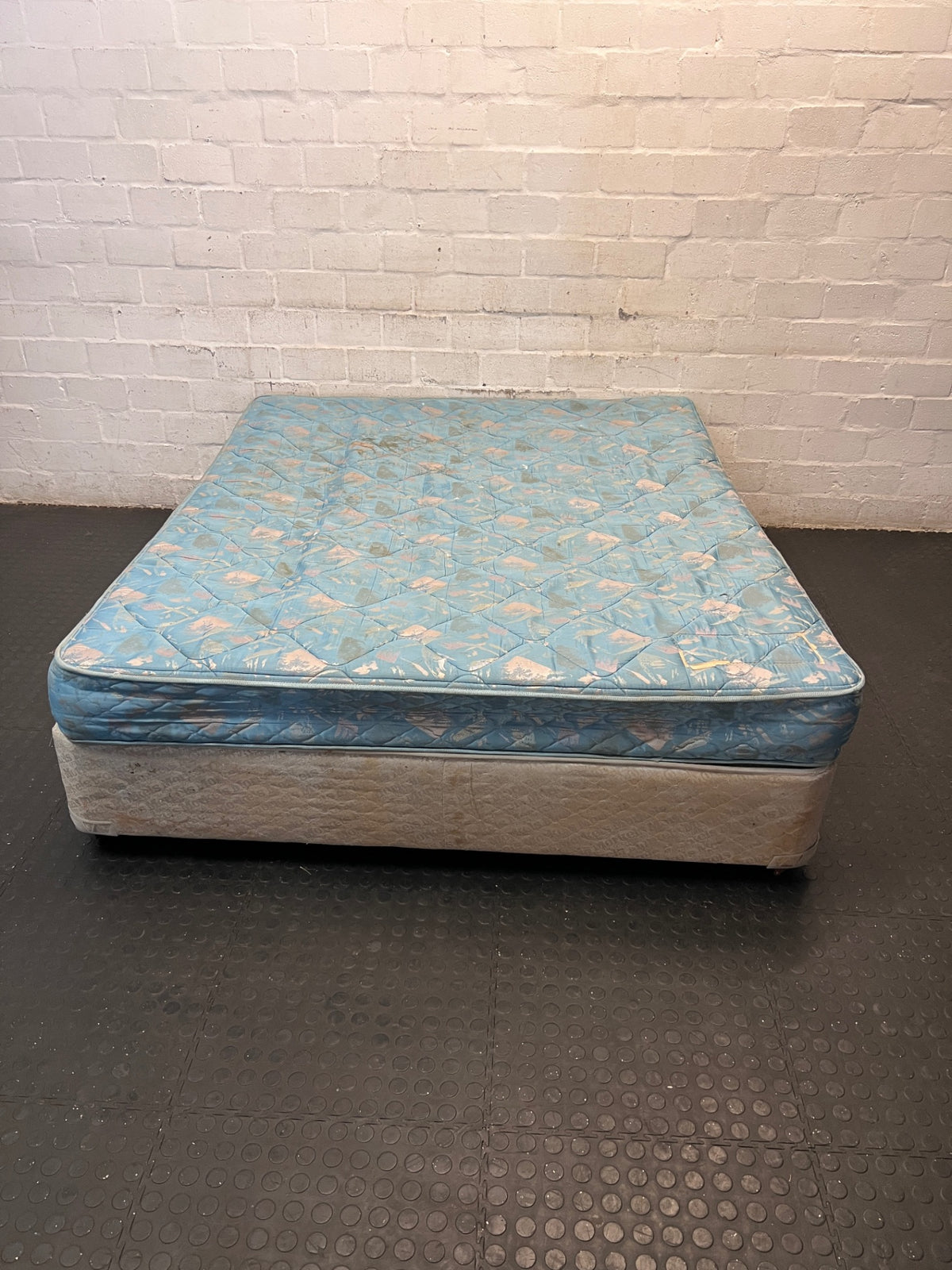 Queen Base Set with Patterned Mattress — Well Used Condition – back view