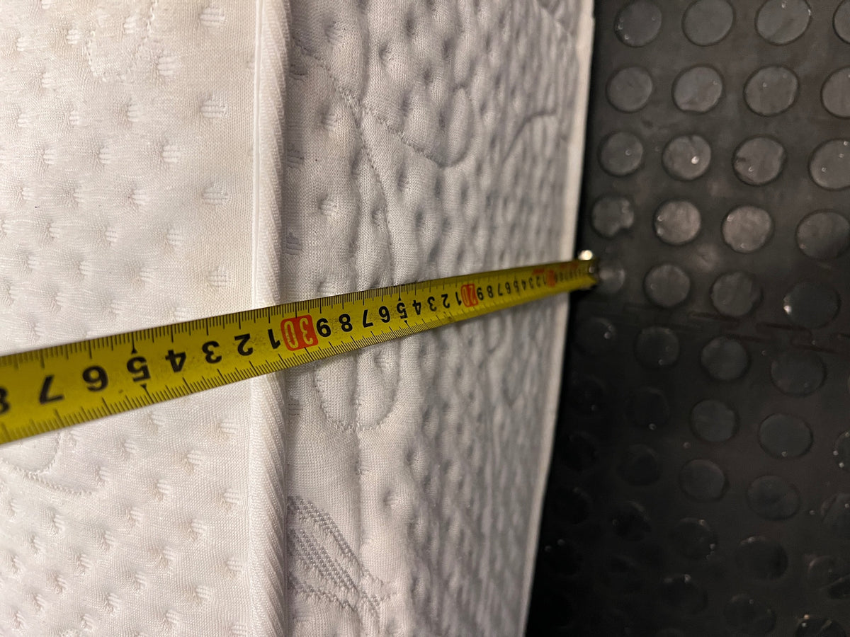 Forty Winks Sleepsaver Queen Mattress — Fair Condition with Visible Wear – height measurement