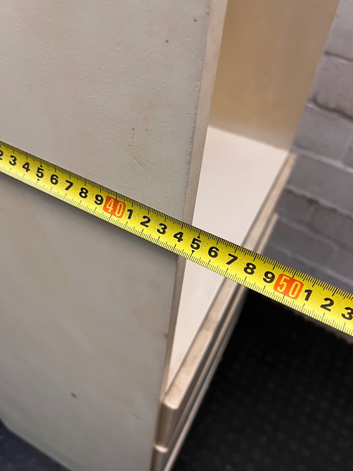Tall Off-White Vanity Dressing Unit with Mirror and Drawers – depth measurement