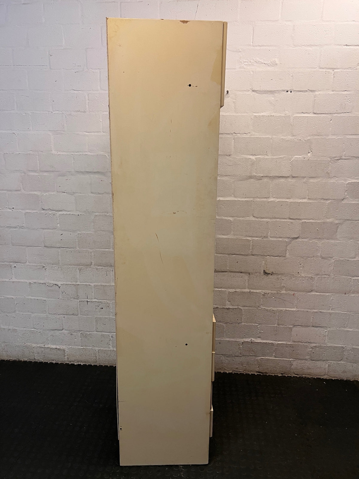 Tall Off-White Vanity Dressing Unit with Mirror and Drawers – top view