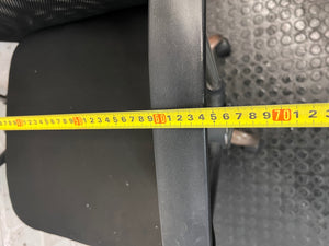 Ergonomic High Back Mesh Office Chair – width measurement