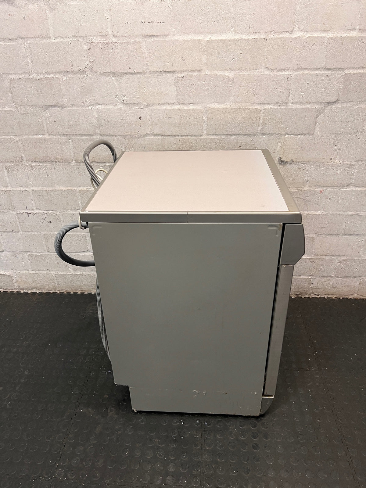 Silver LG Intello Freestanding Dishwasher — Non-Functional with Error Sound – top view