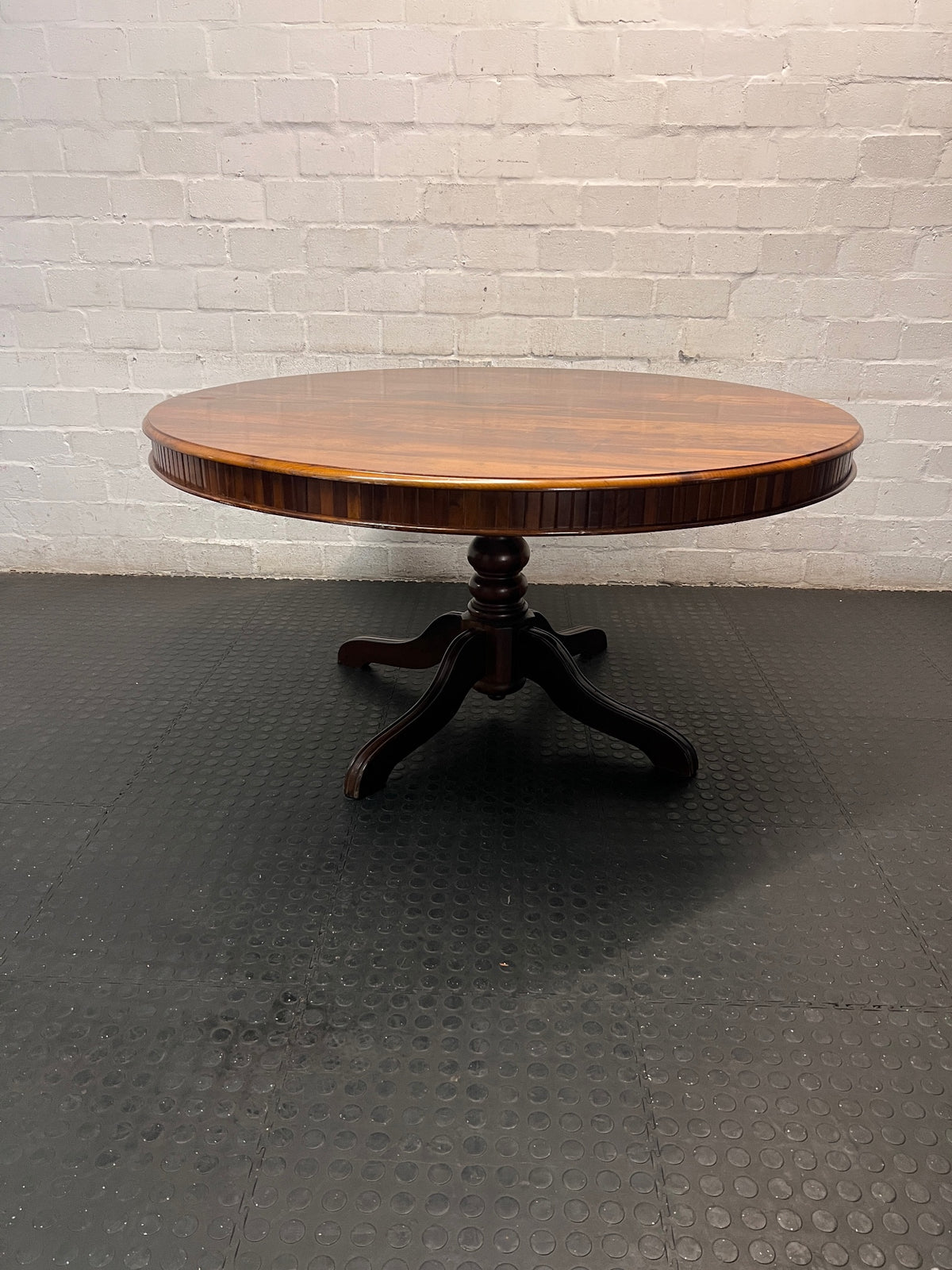 Circular Solid Imbuia Wood 6-Seater Dining Table — Great Condition – main front view