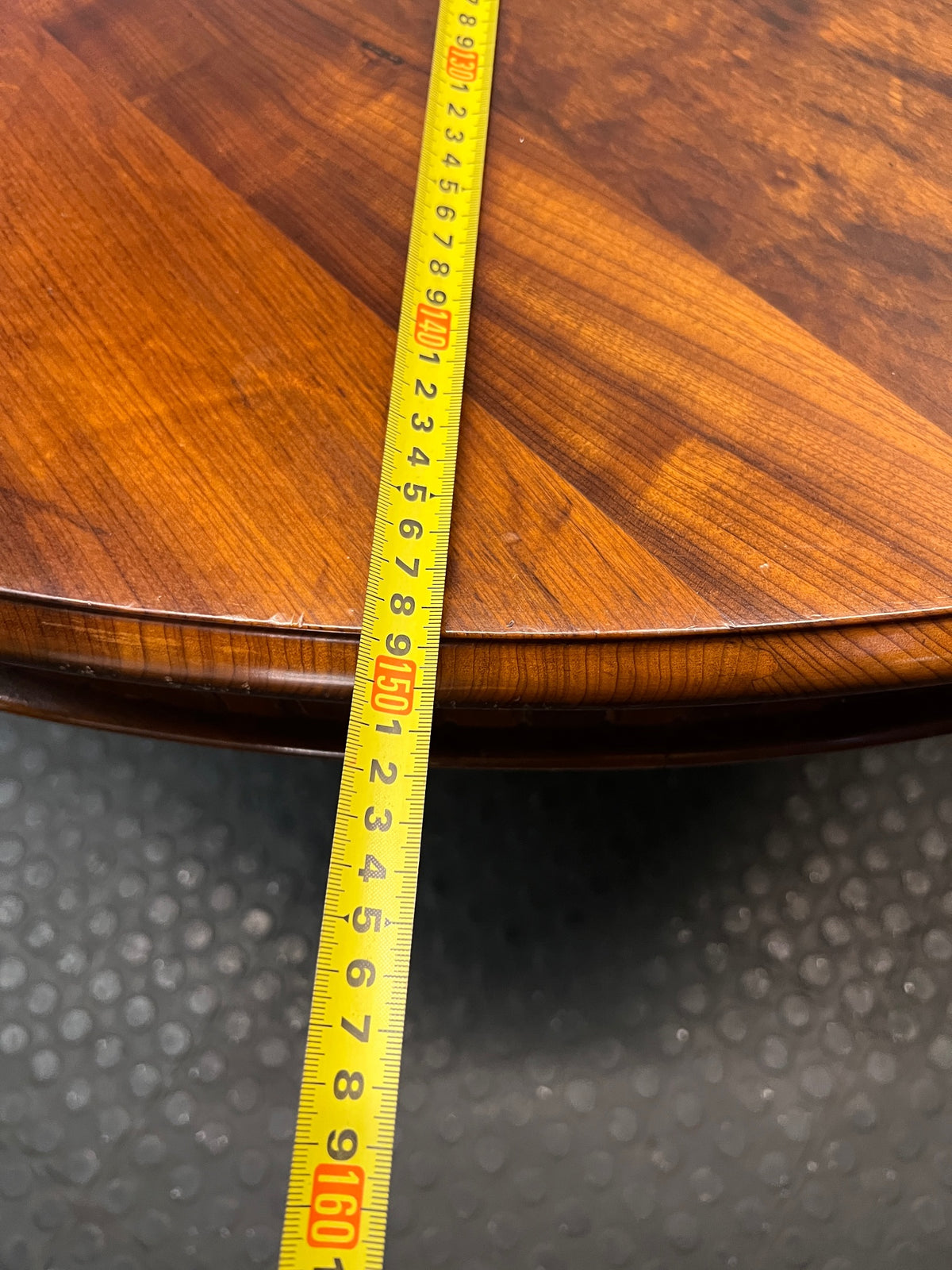 Circular Solid Imbuia Wood 6-Seater Dining Table — Great Condition – width measurement